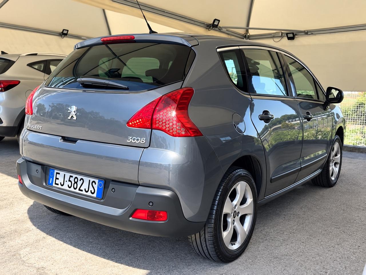 Peugeot 3008 1.6 HDi 112CV
