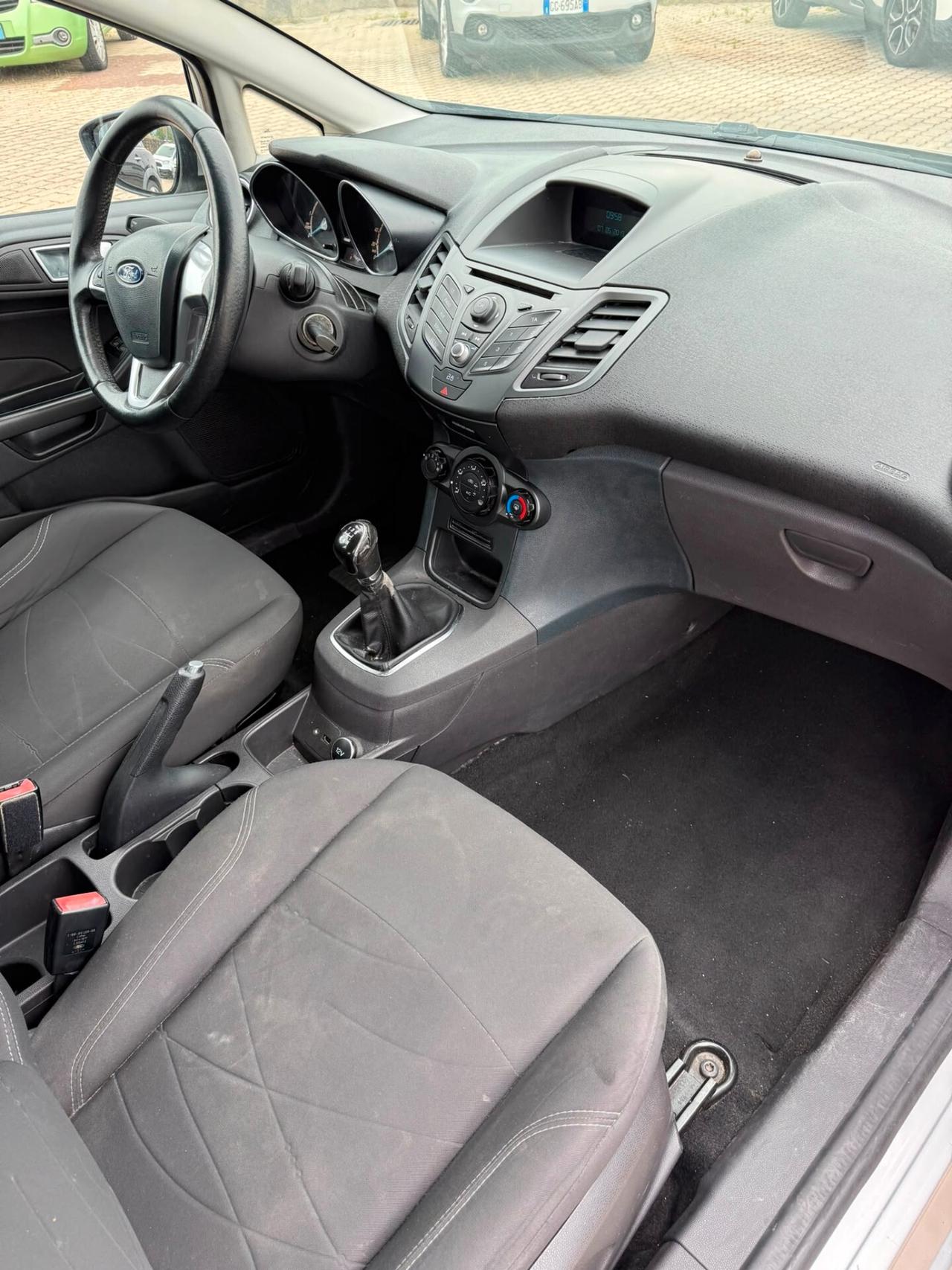 Ford Fiesta 1.5 TDCi 75CV 5 porte