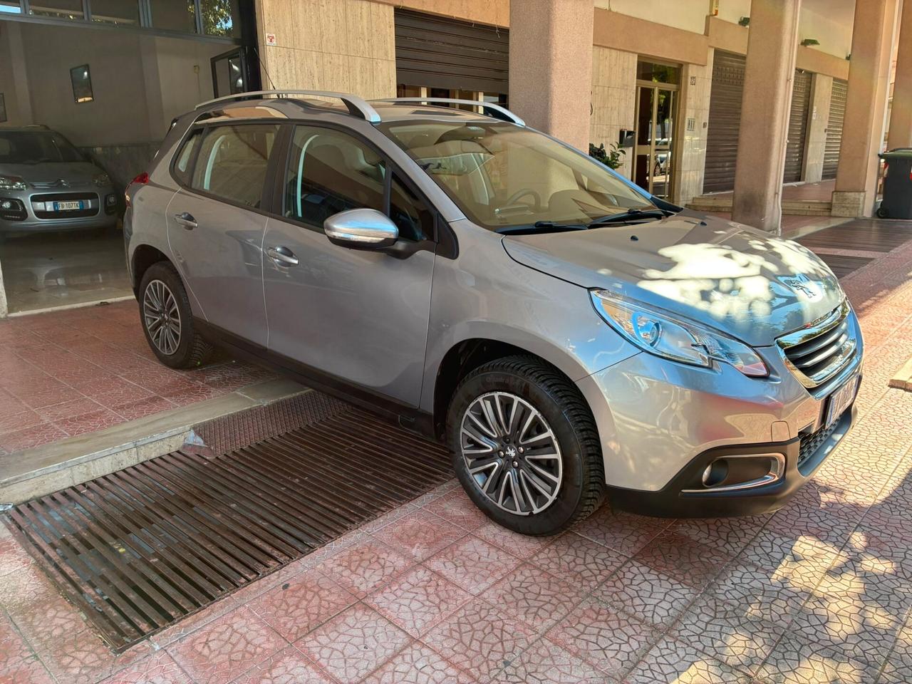 Peugeot 2008 1.6 e-HDi 92 CV Stop&Start Allure