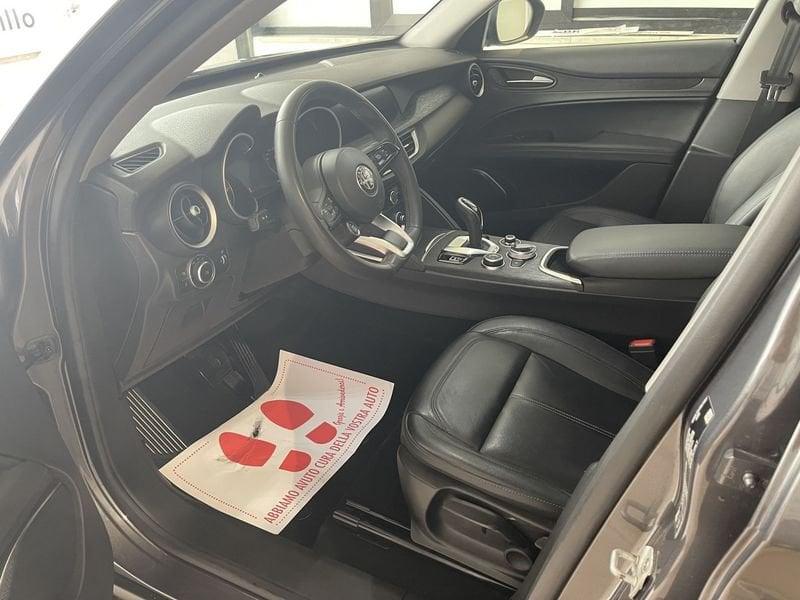 Alfa Romeo Stelvio 2.2 Turbo Diesel 160CV Business AT8 RWD