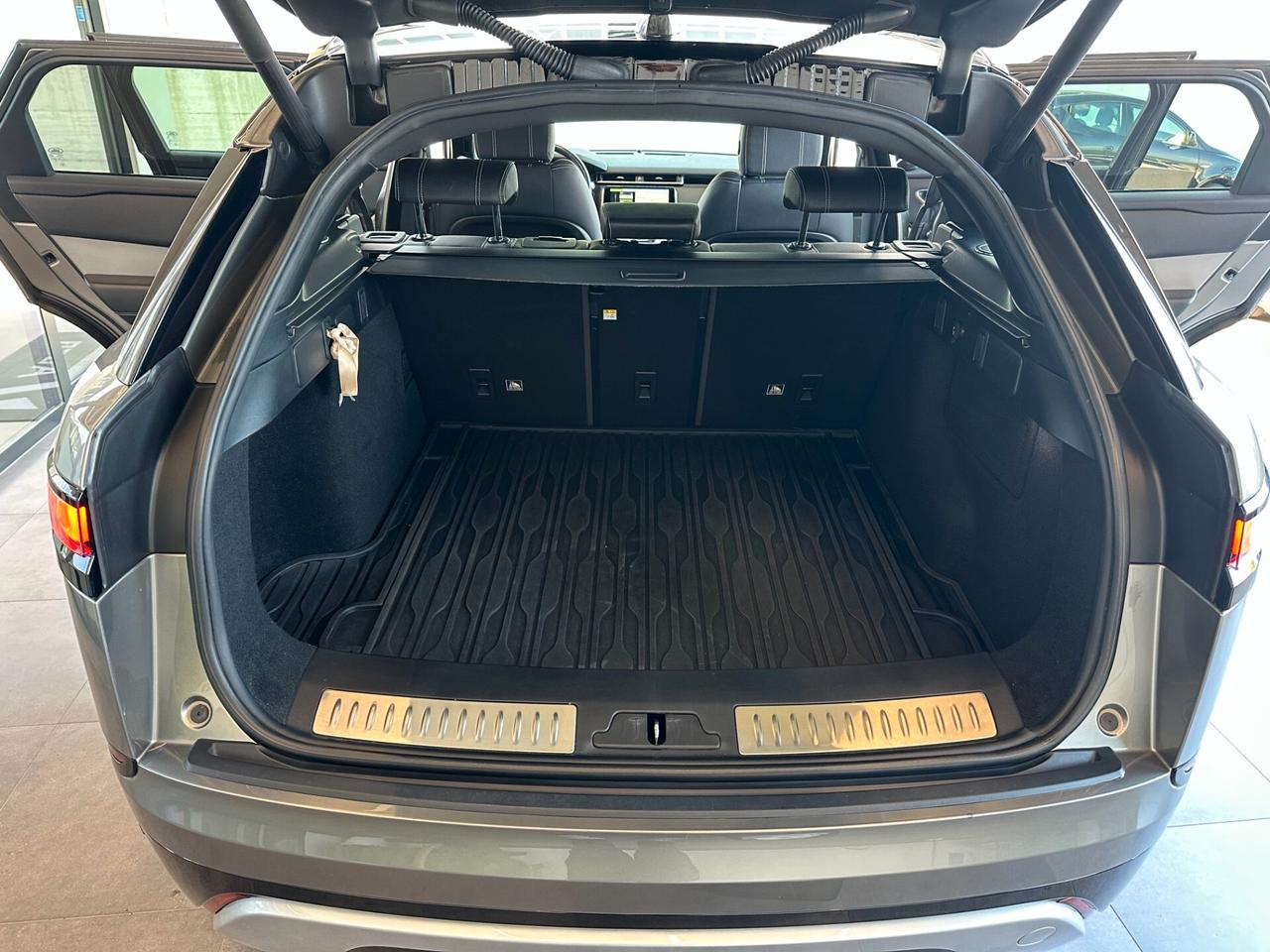 Land Rover Range Velar 2.0D I4 240 CV R-Dynamic SE