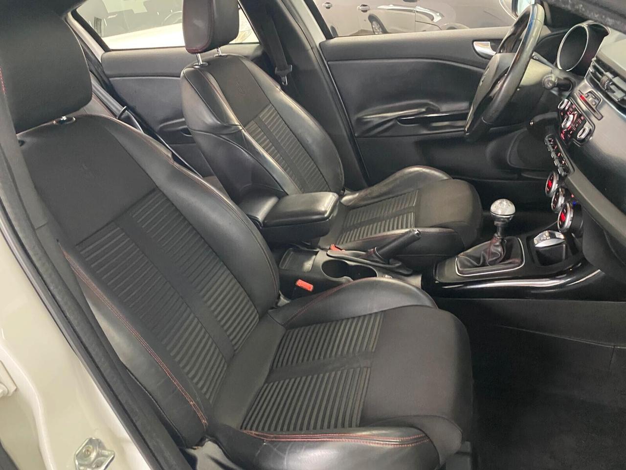 Alfa Romeo Giulietta 1.6 JTDm-2 105 CV Distinctive