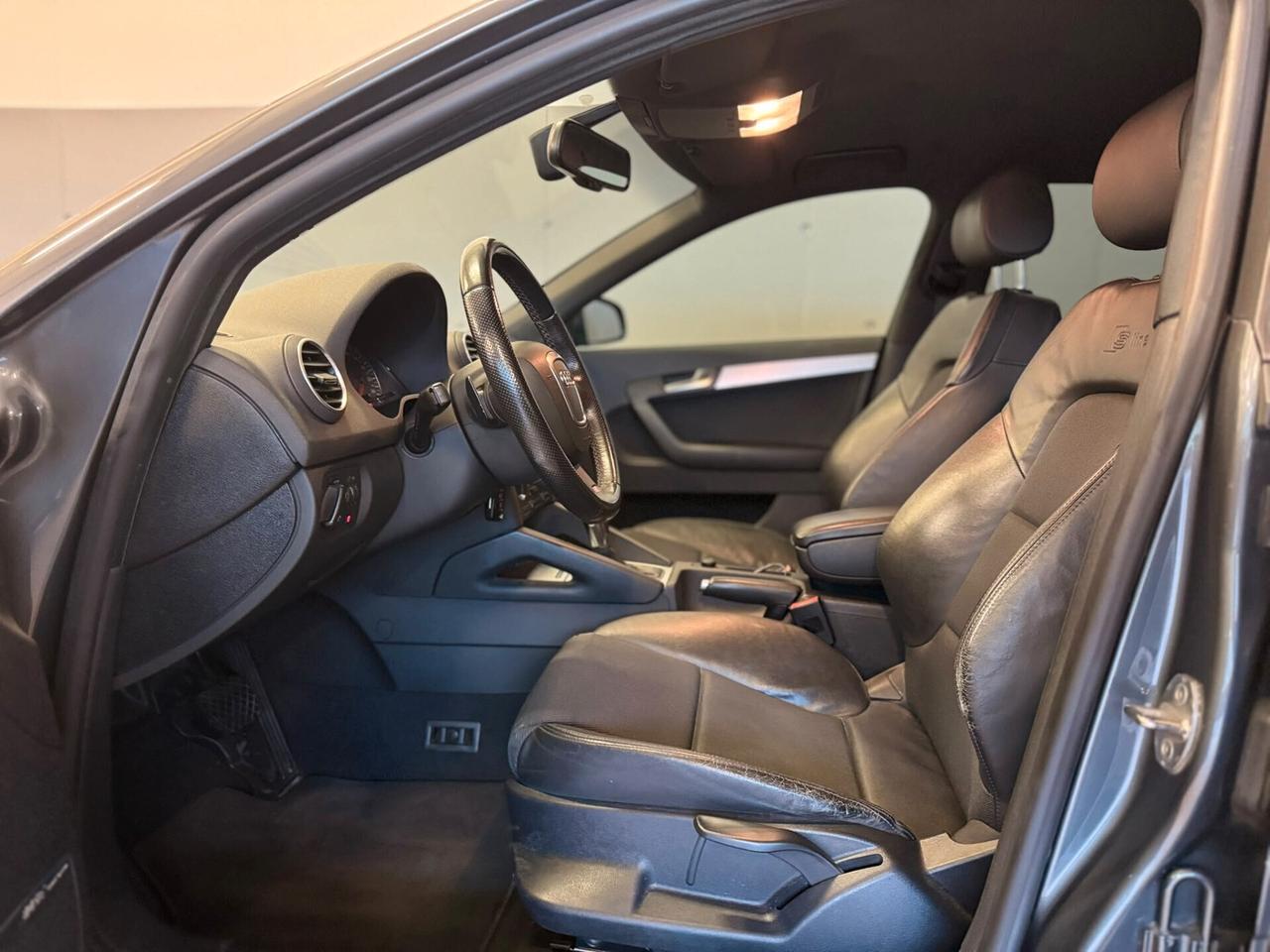 Audi A3 SPB 2.0 16V TFSI S tronic Ambition