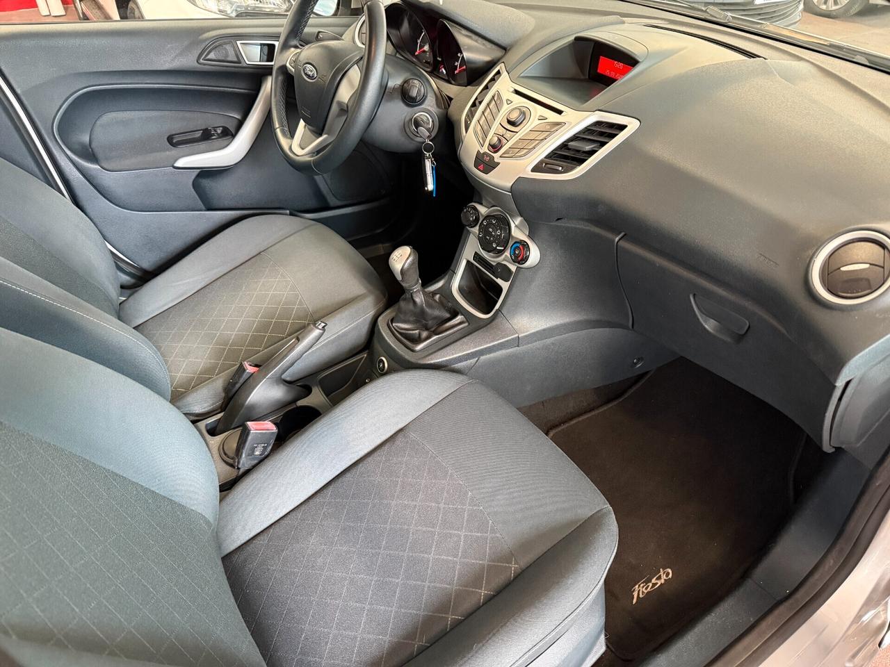 Ford Fiesta 1.4 5 porte GPL Titanium CINGHIA OK
