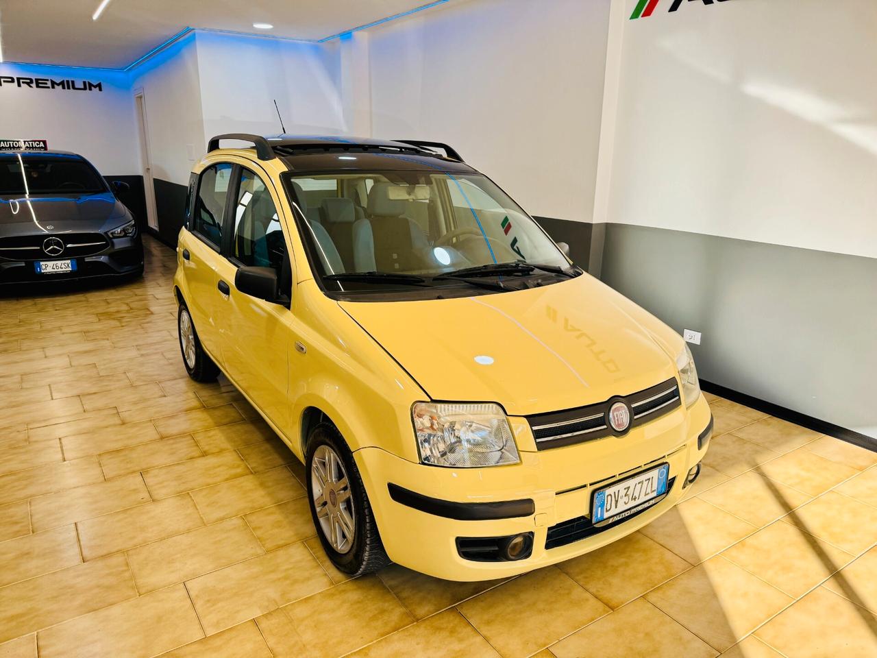Fiat Panda 1.2 Dynamic 60Cv AUTOMATICA / Tetto Apribile