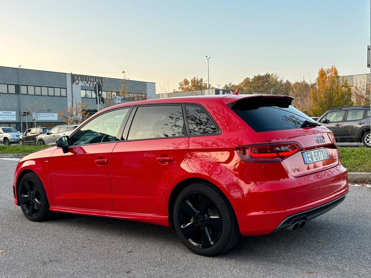 Audi A3 SPB 1.8 TFSI quattro S tronic edition