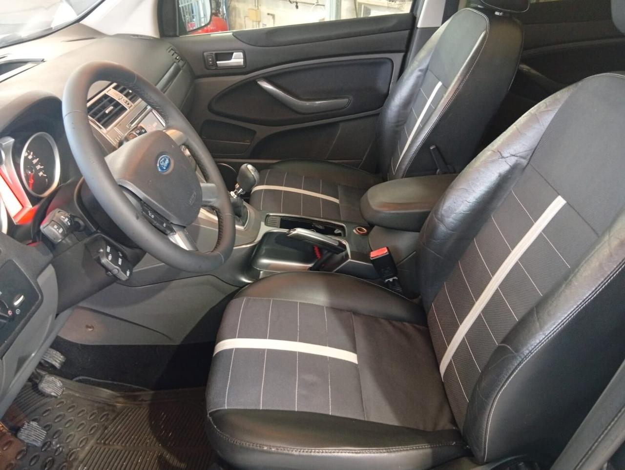 Ford Kuga 2.0 Tdci 4x4 Titanium – 2009