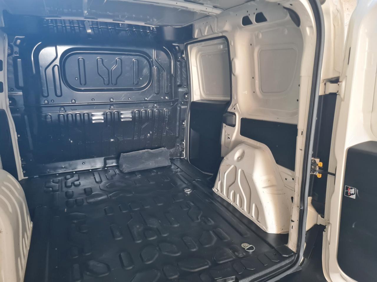 Fiat Doblo Cargo 1.6 MJT 105CV*UNIPRO*UNIPRO