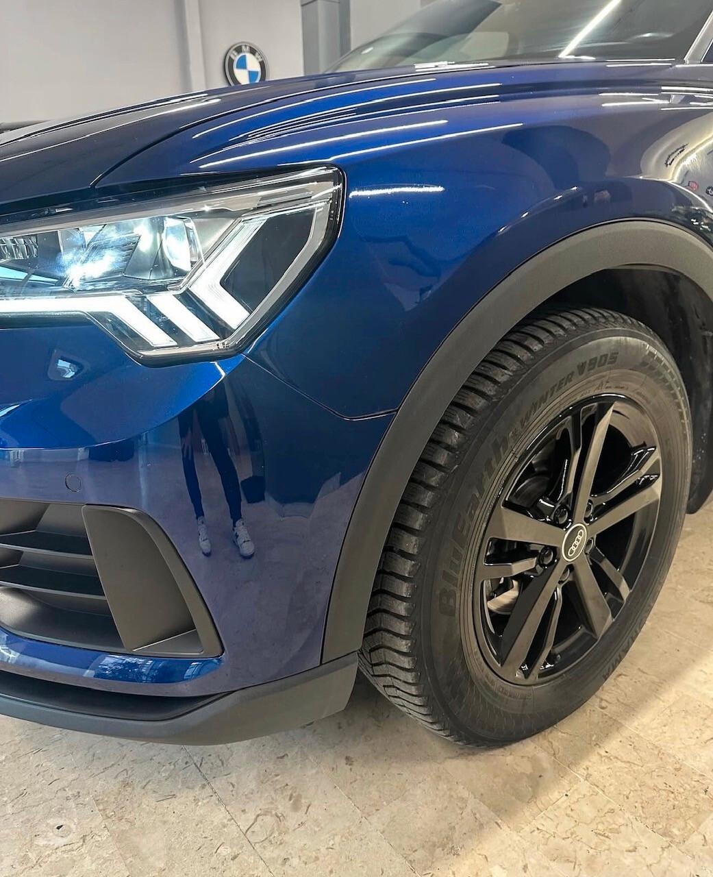 Audi Q3 35 TDI S tronic Business