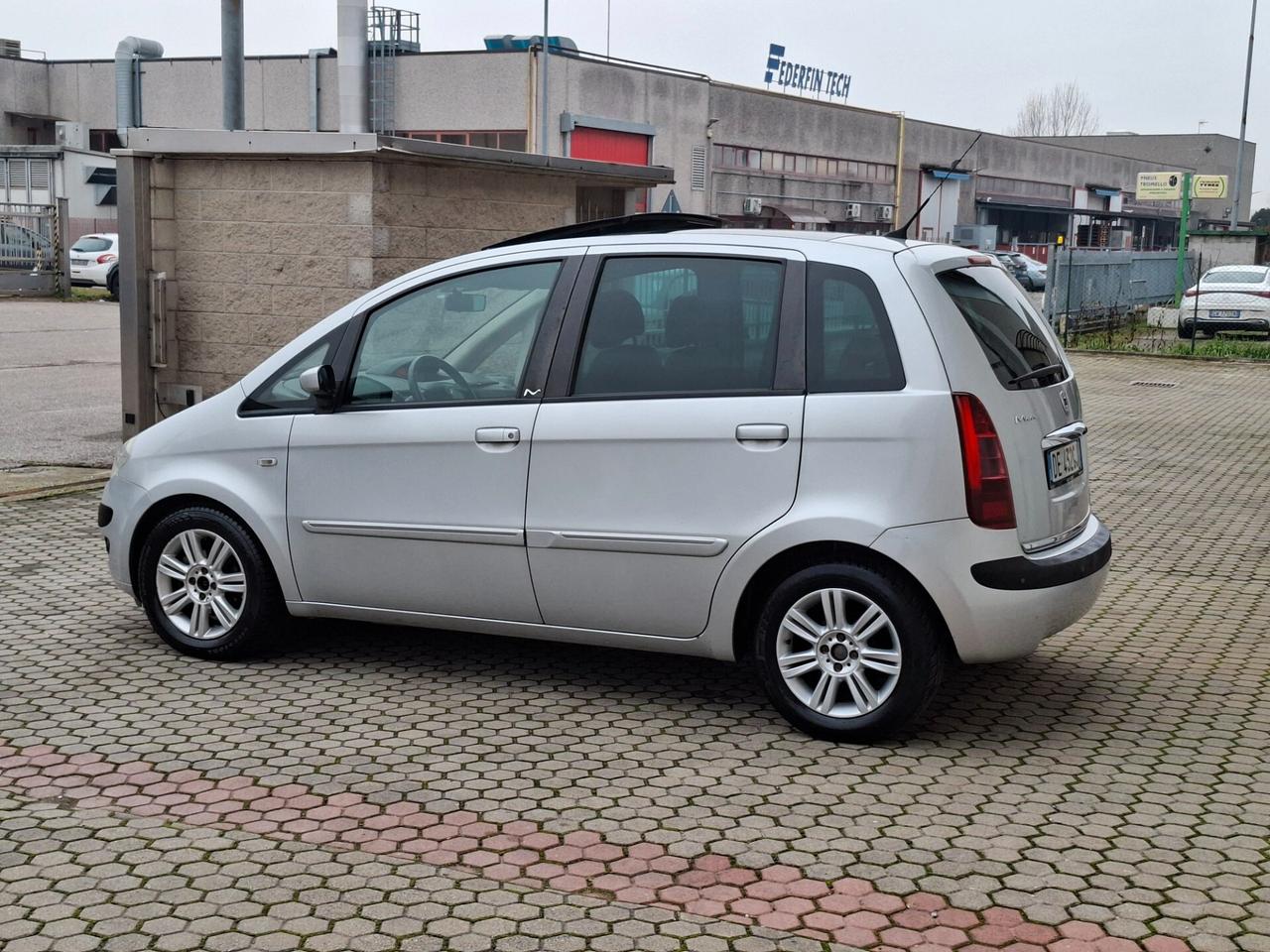 Lancia MUSA 1.4 16v Platino Plus *TETTO APRIBILE*