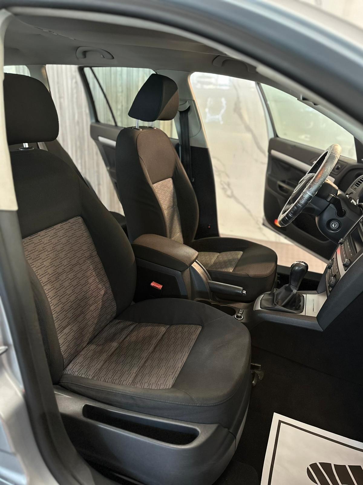 Skoda Octavia 1.6 TDI CR F.AP. Elegance