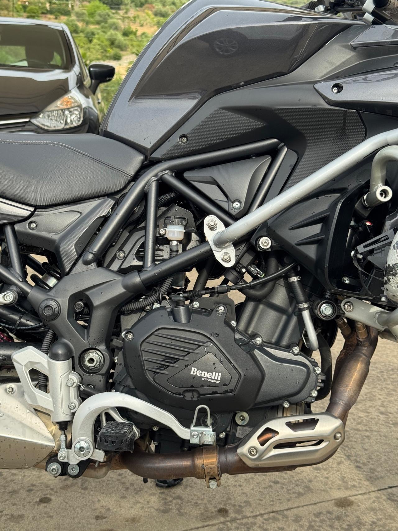 Benelli TRK 502