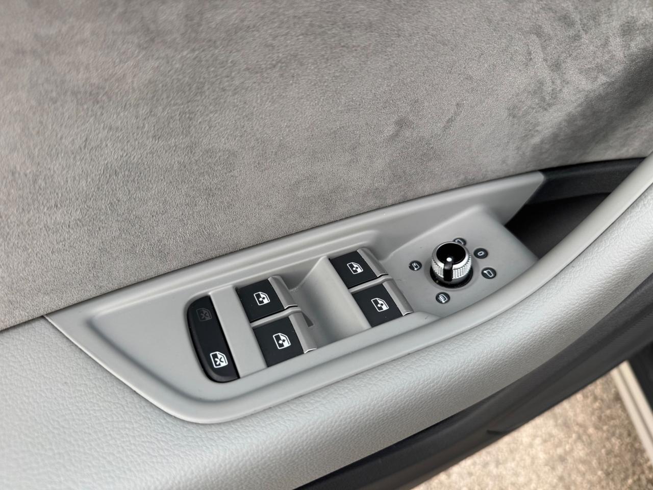 Audi A4 allroad 40 TDI 204 CV QUATTRO Identity Contrast