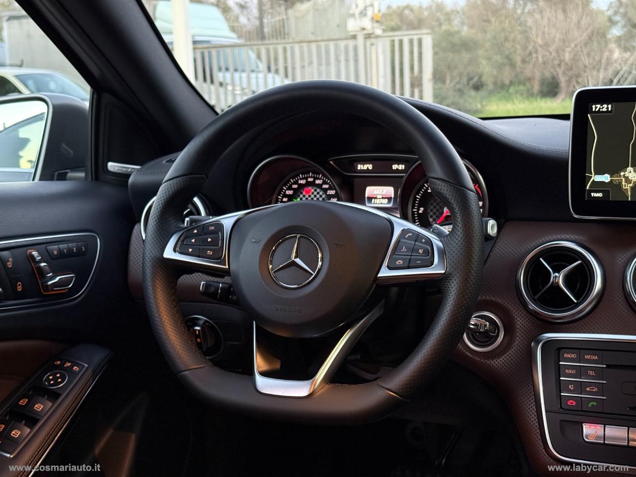 MERCEDES-BENZ A 180 d Automatic Premium