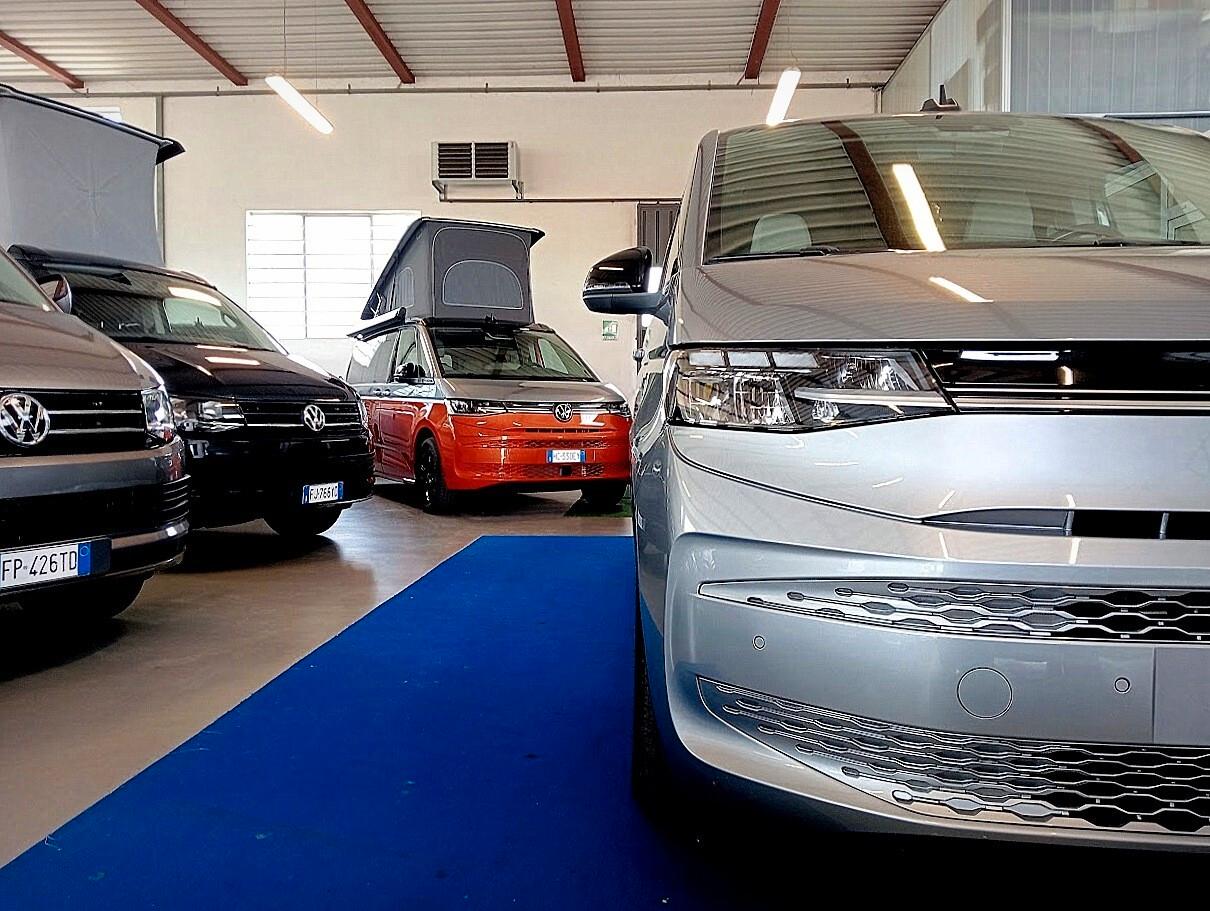 Volkswagen T7 Multivan 1.4 TSI eHYBRID PHEV 218cv LIFE DSG 7POSTI