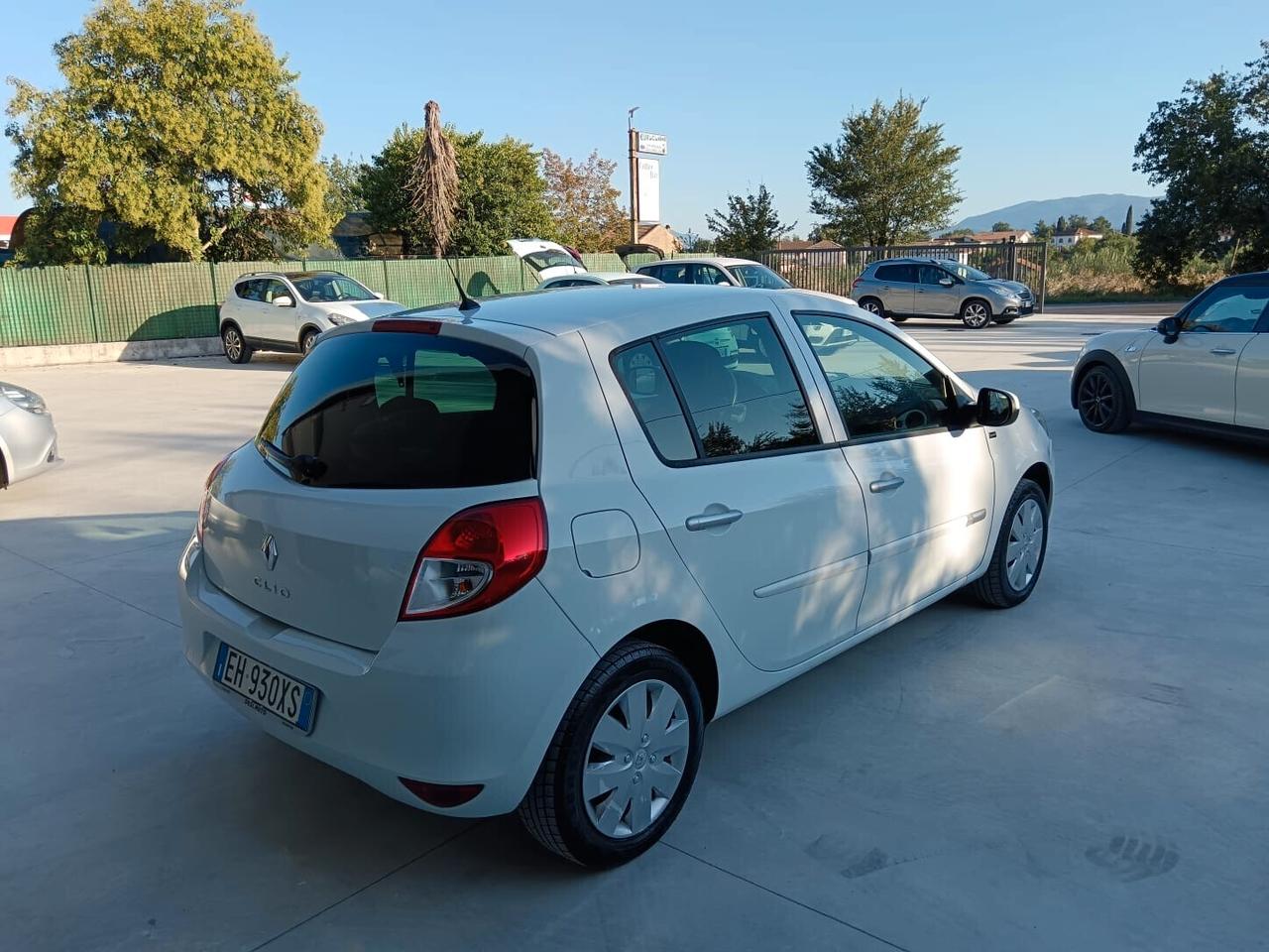Clio 1.2 16V "OTTIME CONDIZIONI"