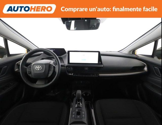 TOYOTA Prius 2.0 Plug-in Hybrid Active