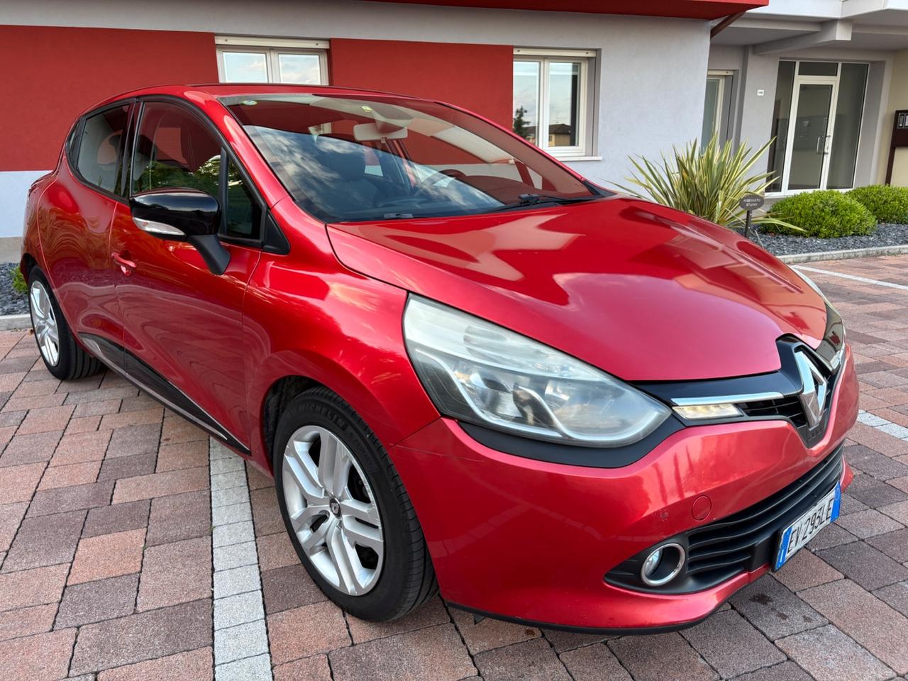 Renault Clio 1.5 dCi (CAMBIO AUTOMATICO)