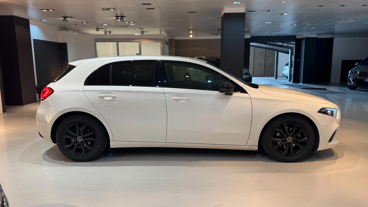 MERCEDES CLASSE B 180 D 116CV - 2019