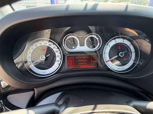 FIAT 500L 500L 1.6 mjt Lounge 120cv gancio traino