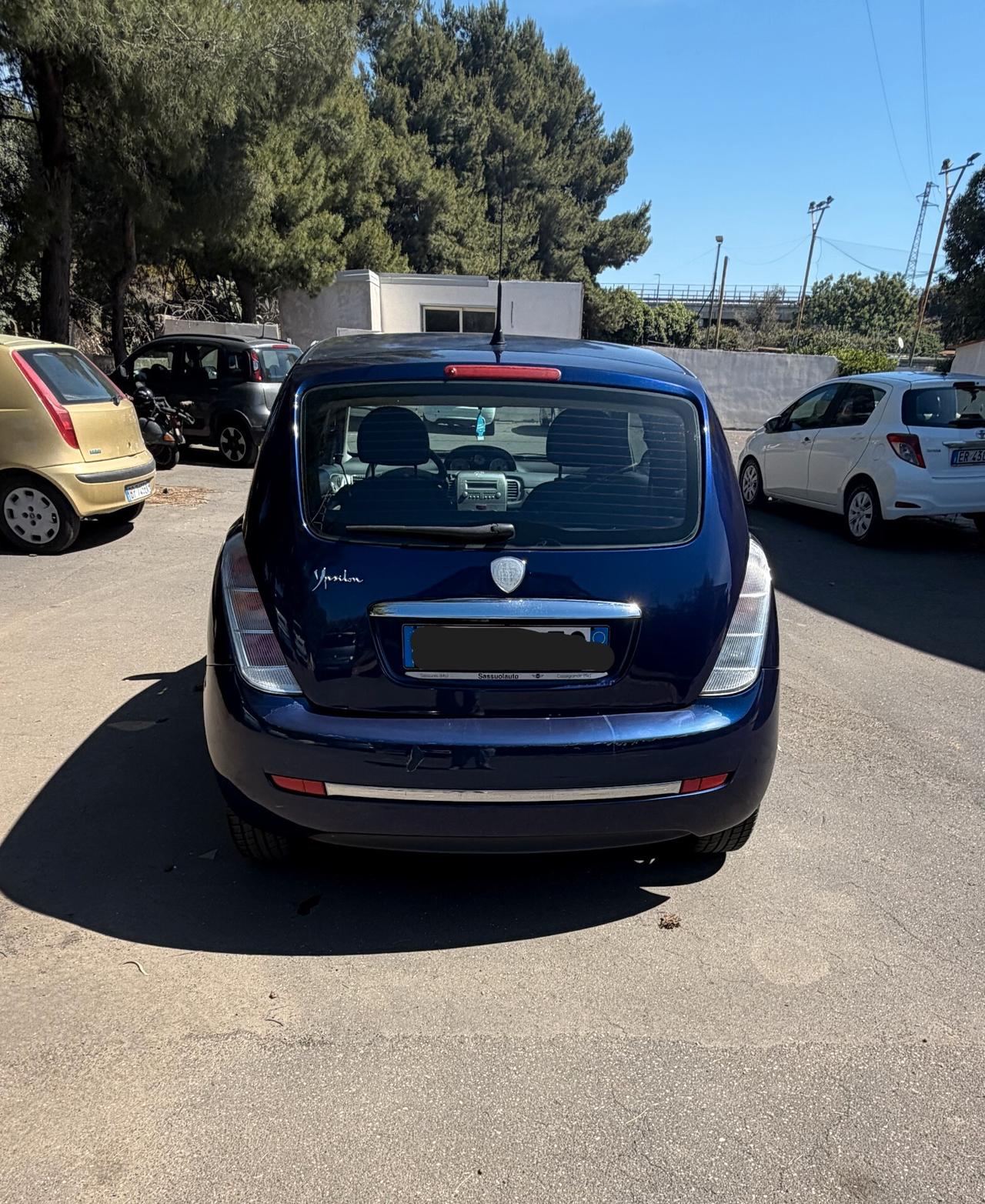 Lancia Ypsilon 1.2 Oro Bianco