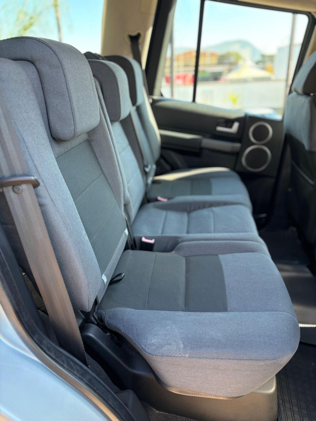 Land Rover Discovery 3 2.7 TDV6 HSE