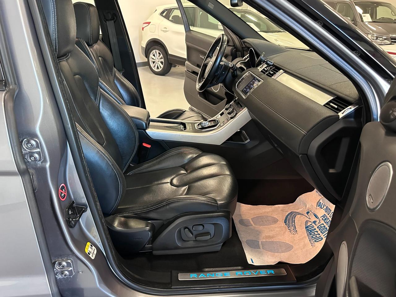 LAND ROVER EVOQUE 2.2 SD4 DYNAMIC