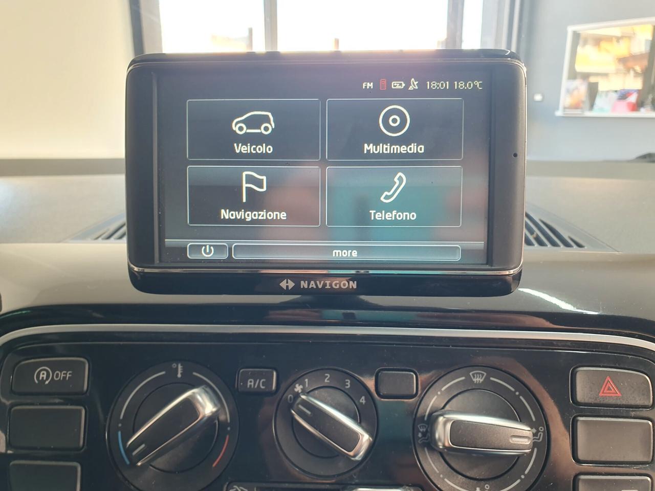 Volkswagen up! 1.0 eco move up! 68cv BlueMotion Technology 2013