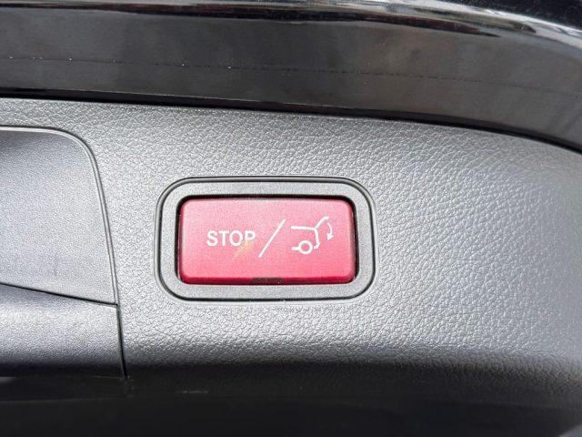 MERCEDES-BENZ GLA 200 d Automatic Premium