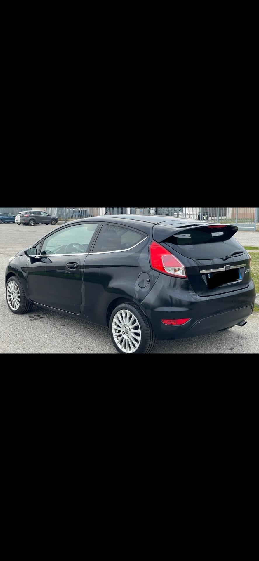 Ford Fiesta 1.5 TDCi 75CV 3 porte