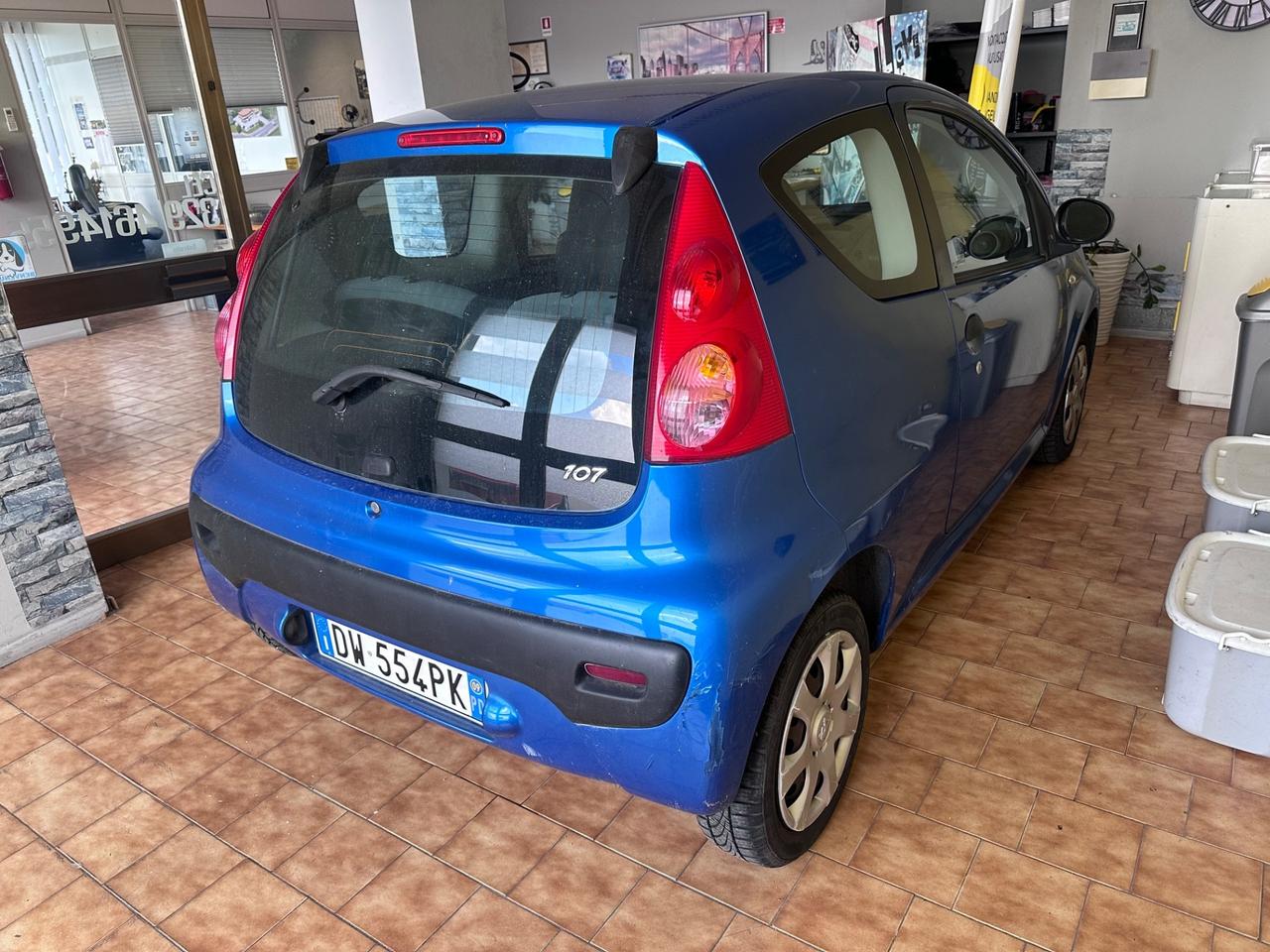 Peugeot 107 1.0 68CV 135.000km