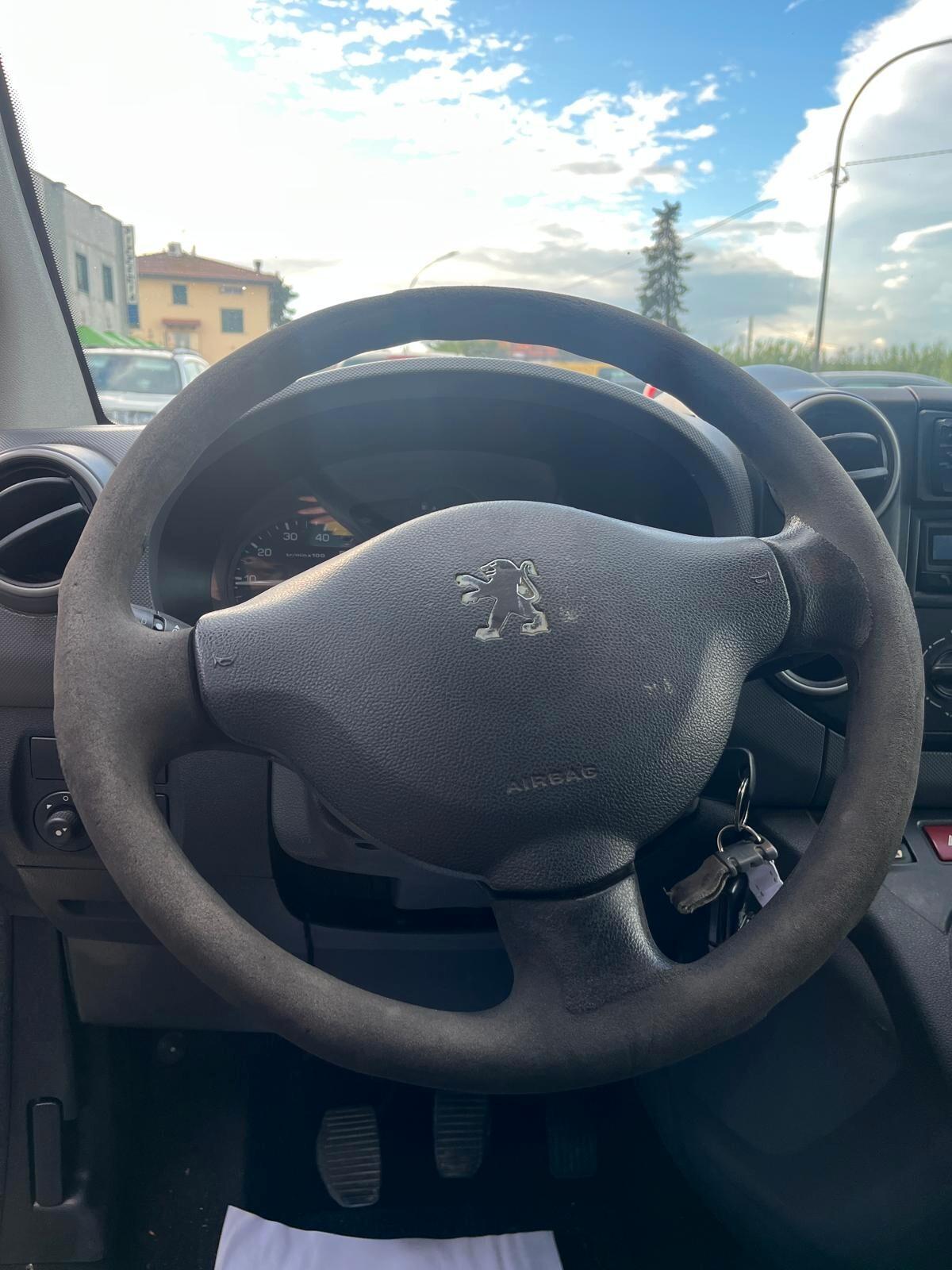 Peugeot Partner 1.6 HDi 90CV 3 posti Furgone OK NEOPATENTATO