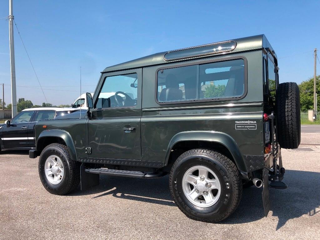 Land Rover Defender 90 2.4 TD4 S