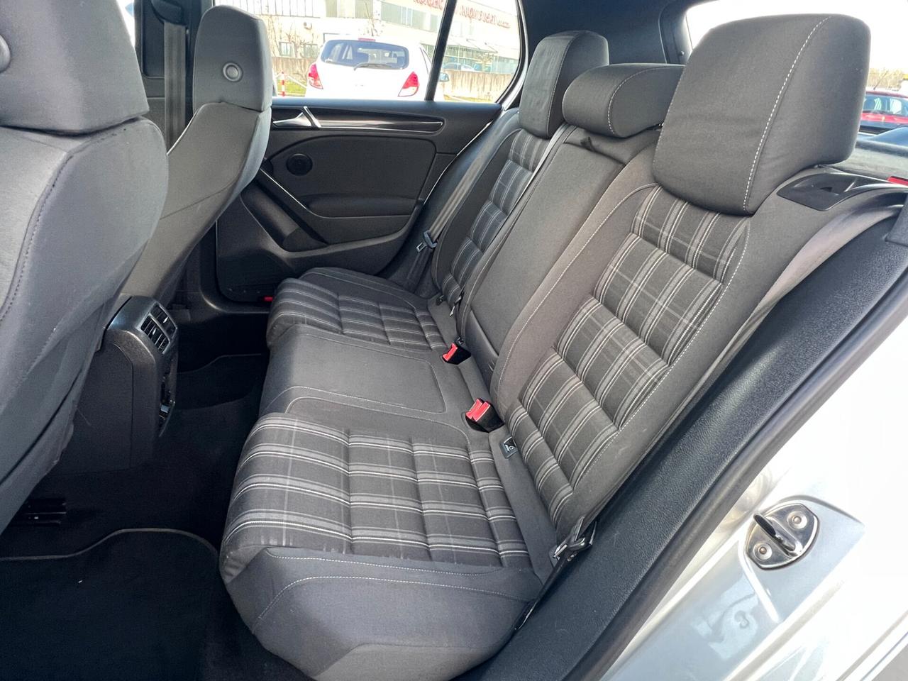 Volkswagen Golf 2.0 TDI 170CV DSG 5p. Vers. GTD !!!