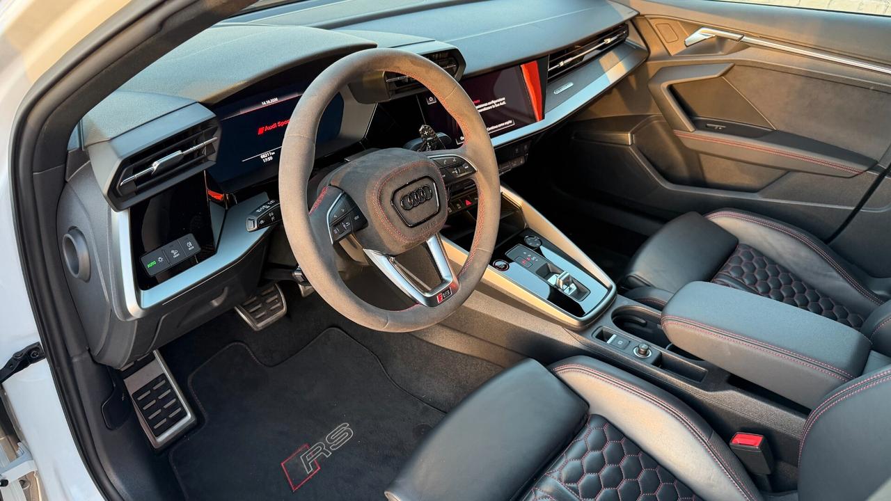Audi A3 RS 3 SPB TFSI quattro S tronic 400Cv