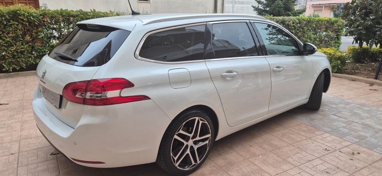 Peugeot 308 1.6 BlueHDi 120 cv S&S EAT6 SW Allure