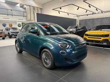 FIAT 500e Fiat La Nuova 500 Hatchback MY23 320 Berlina