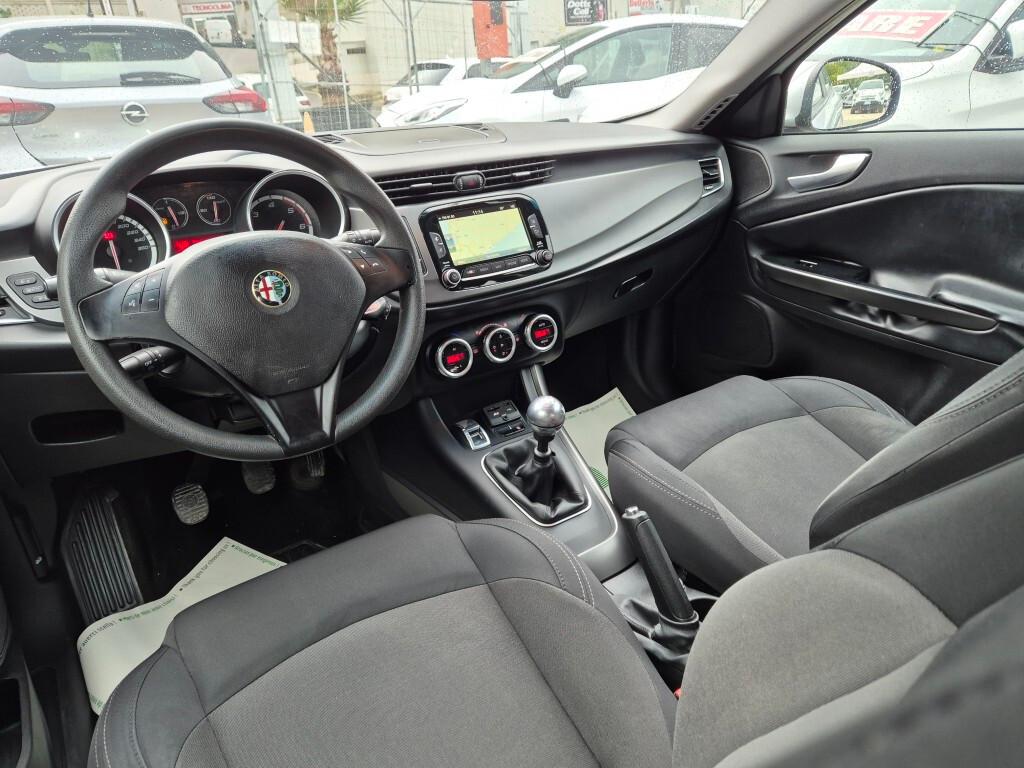 Alfa Romeo Giulietta 1.6 JTDm-2 NAVI LED