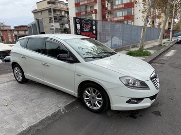Lancia Delta 1.6 MJT DPF Silver