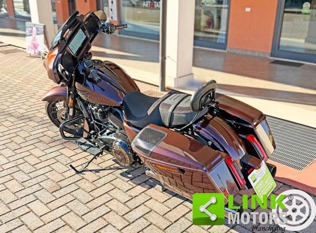 HARLEY-DAVIDSON CVO Street Glide 25th Anniversary 121 Copperhead