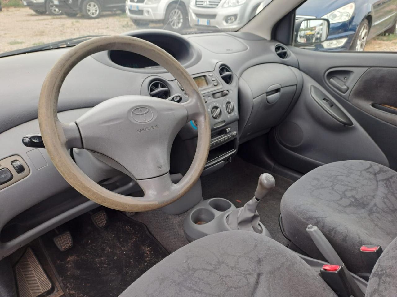 Toyota Yaris 1.0benzina