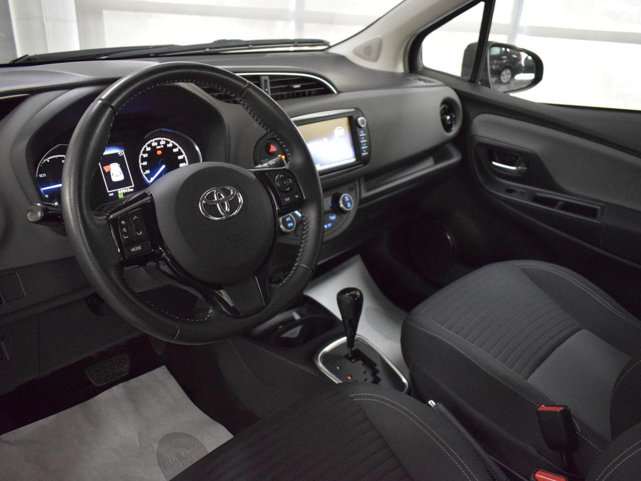 Toyota Yaris Hybrid