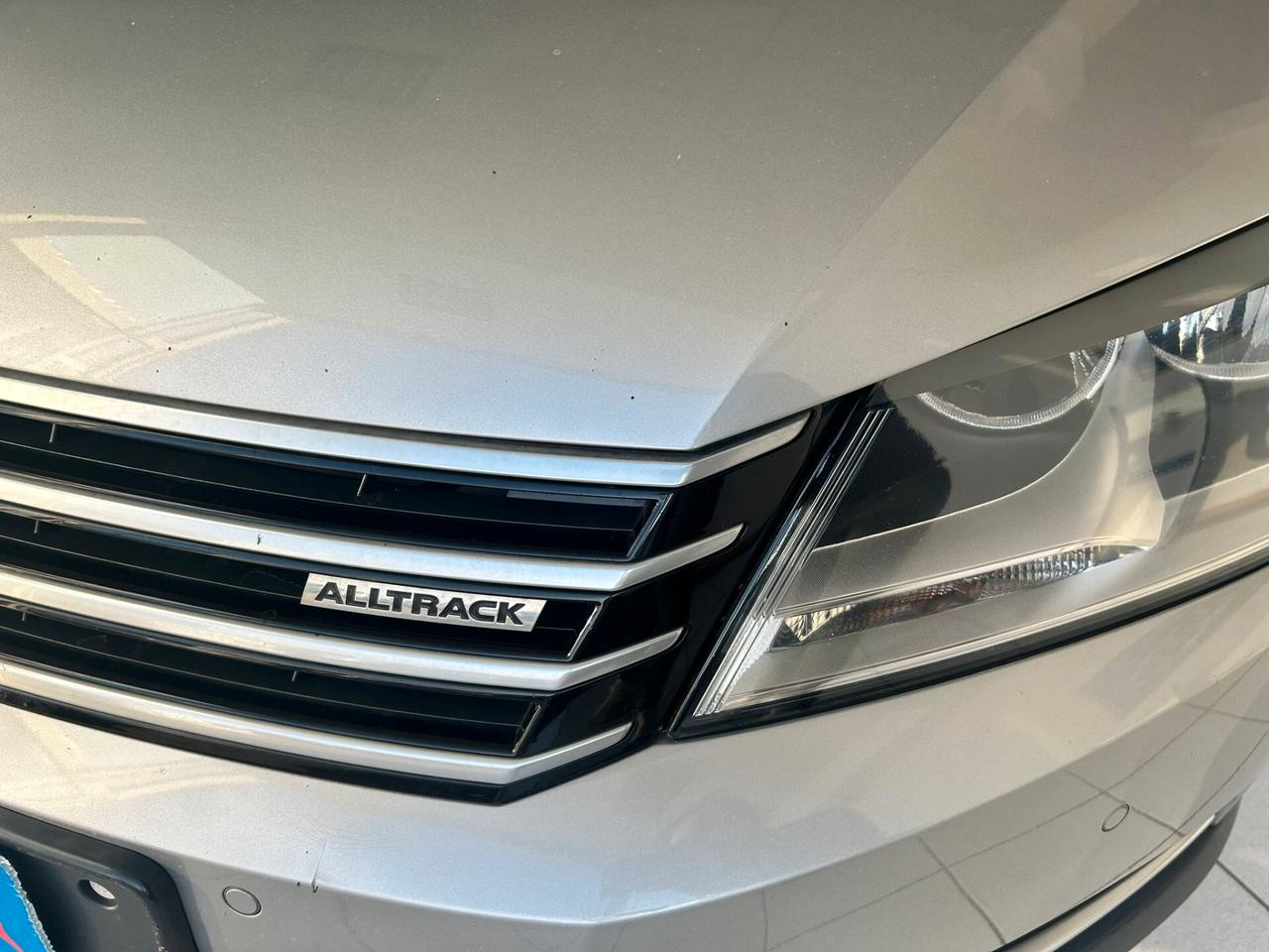 VW Passat Alltrack 2.0 TDI DSG 4motion 2012