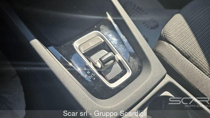 Skoda Octavia 2.0 TDI 150 CV DSG Wagon Executive con FARI MATRIX E CERCHI D 18