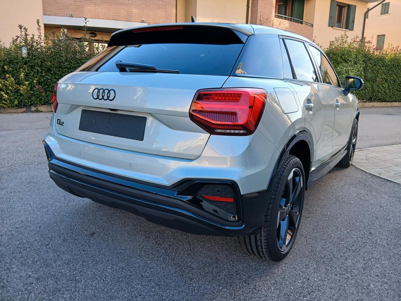 Audi Q2 35 TDI S tronic line Edition a € 312 mese