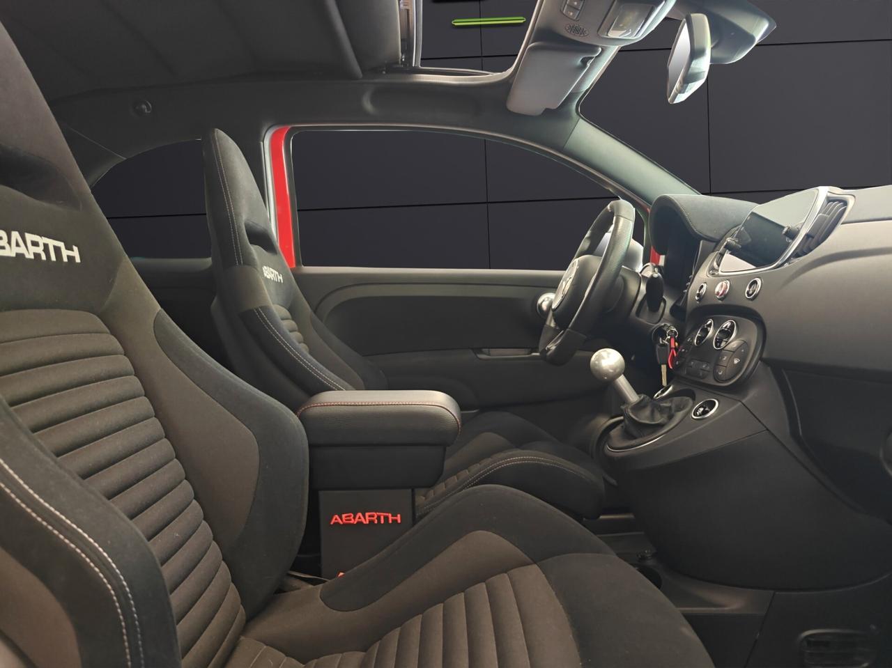 Abarth 595 C 1.4 Turbo T-Jet 180 CV Competizione