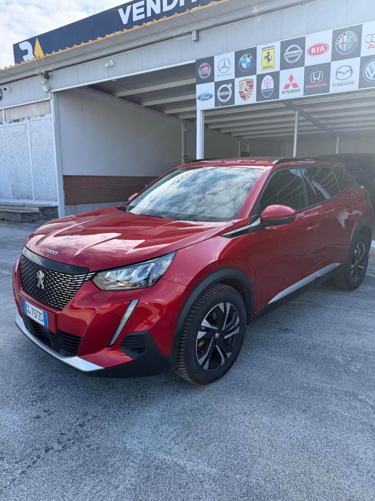 Peugeot 2008 BlueHDi 130 S&S EAT8 Allure