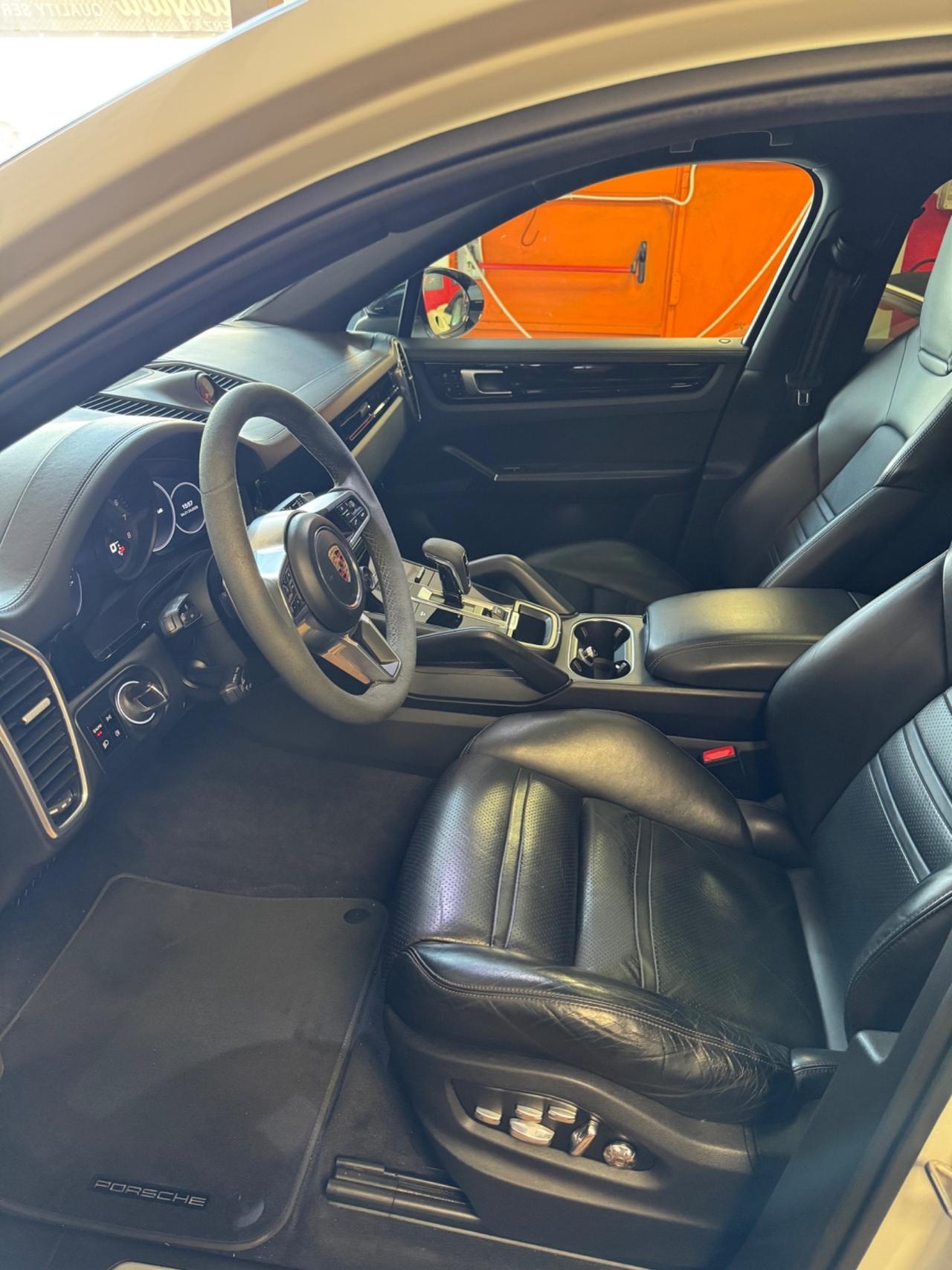 Porsche Cayenne Coupe 3.0 V6 PERMUTE