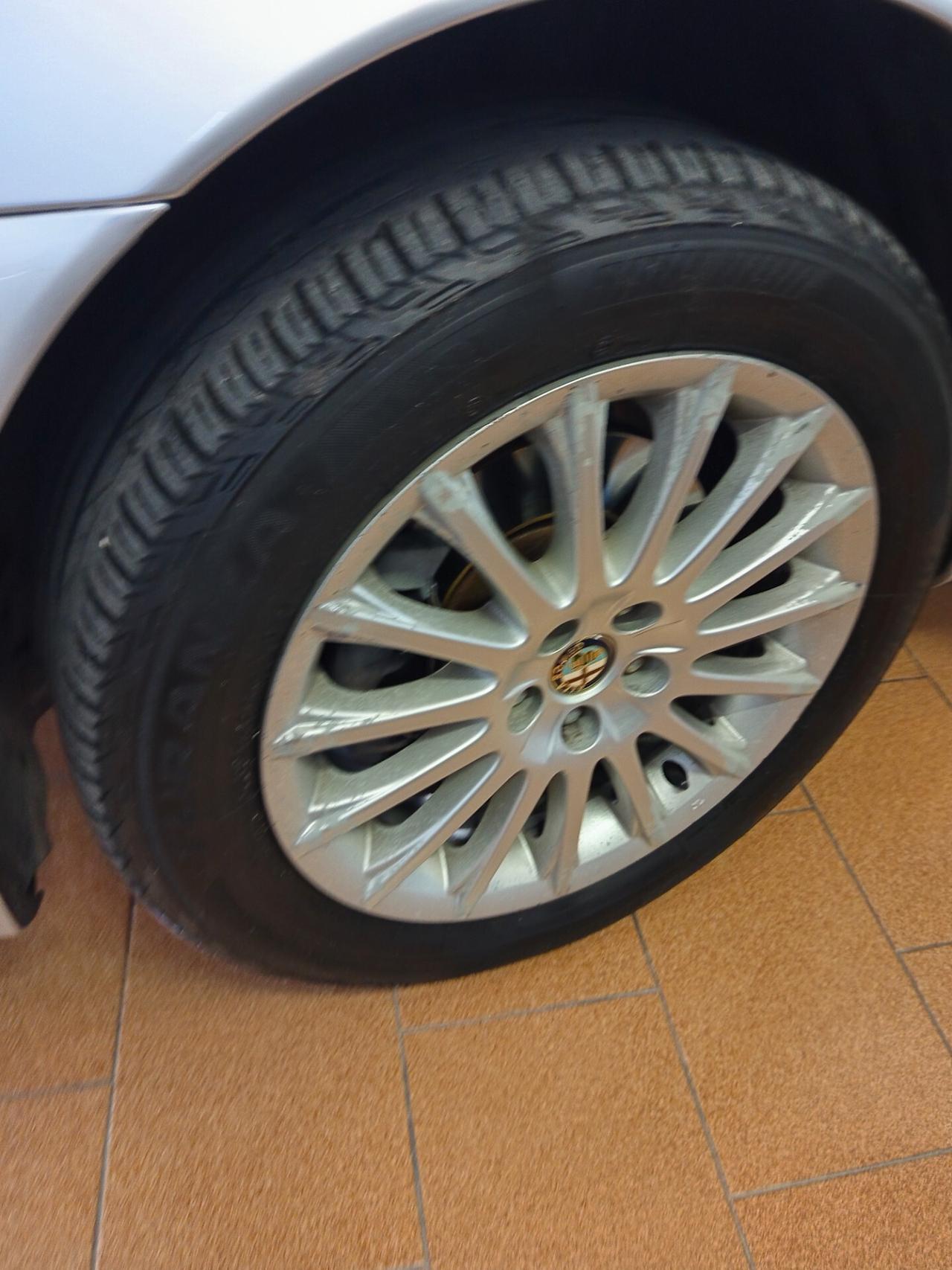 Alfa Romeo 147 1.9 JTD M-JET 16V 5 porte Exclusive