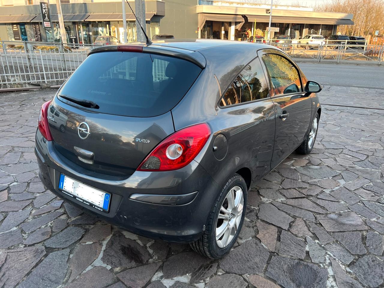 Opel Corsa 1.2 85CV 3 porte GPL-TECH Ecotec